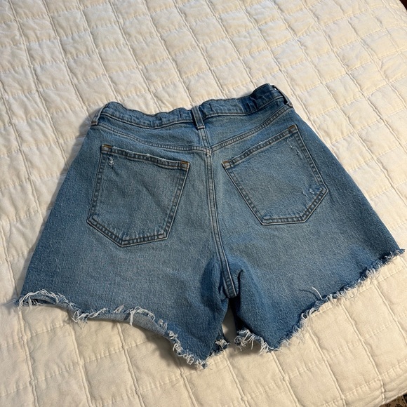 Abercrombie And Fitch dad shorts - Picture 2 of 3